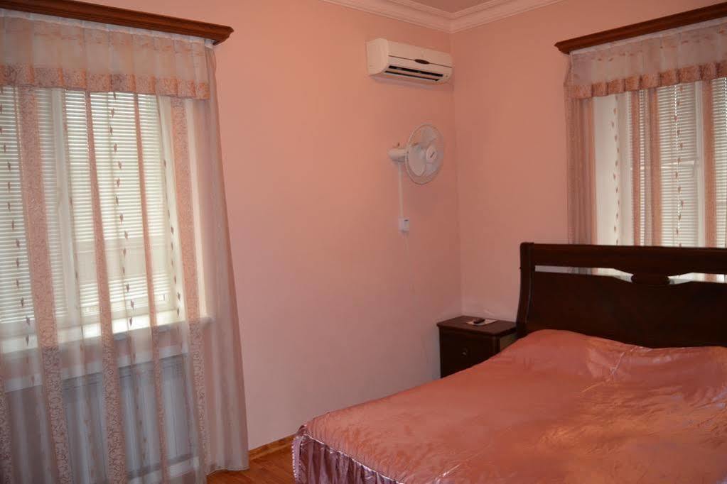 Gyumri Hotel Erivan Exterior foto