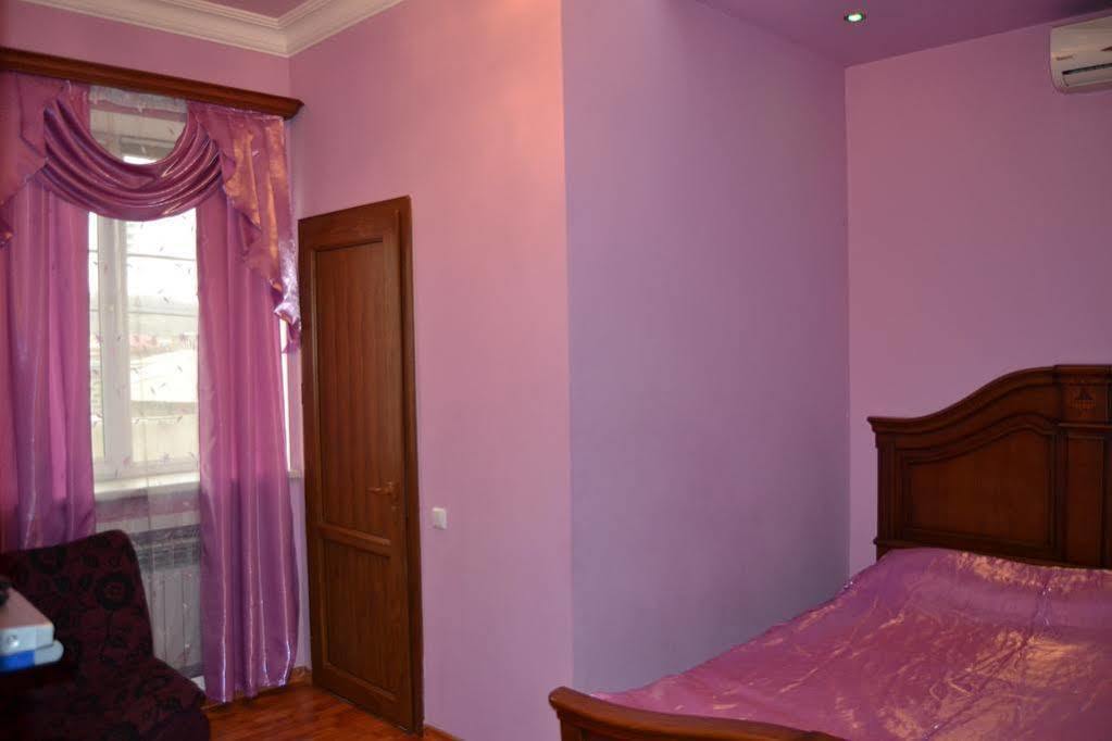 Gyumri Hotel Erivan Exterior foto